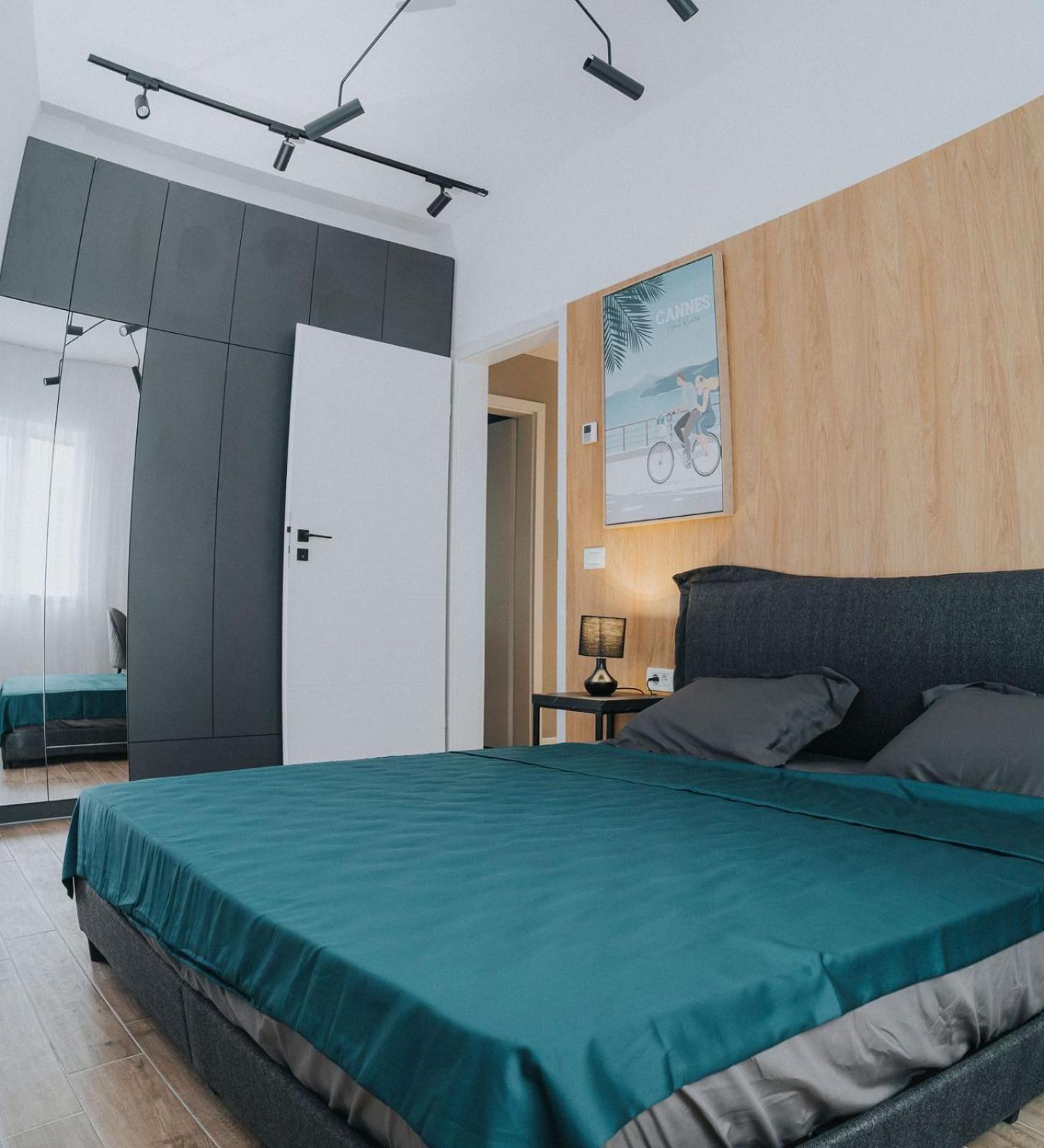 Charlotte Piata Unirii - Free Private Parking 2Bedrooms Apartment Oradea Εξωτερικό φωτογραφία